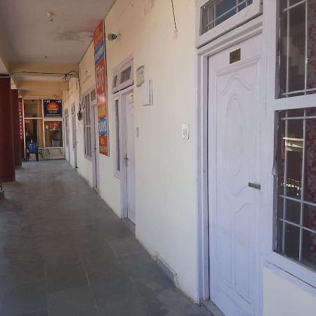 City Crown Guest House Sundarnagar Buitenkant foto