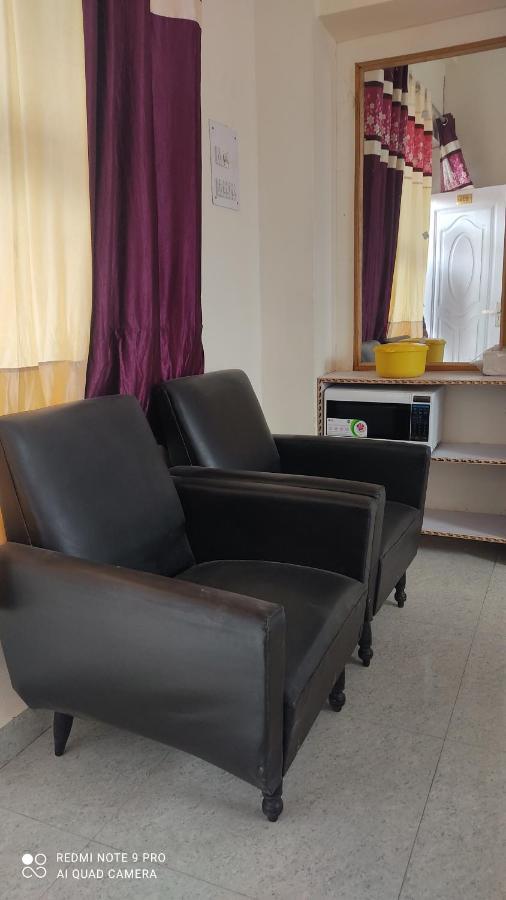 City Crown Guest House Sundarnagar Buitenkant foto