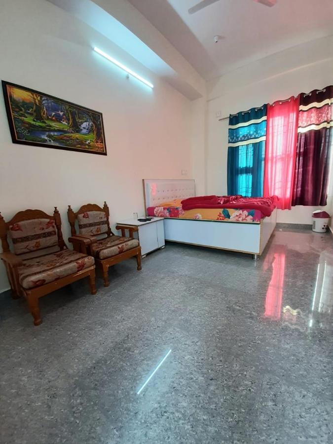 City Crown Guest House Sundarnagar Buitenkant foto