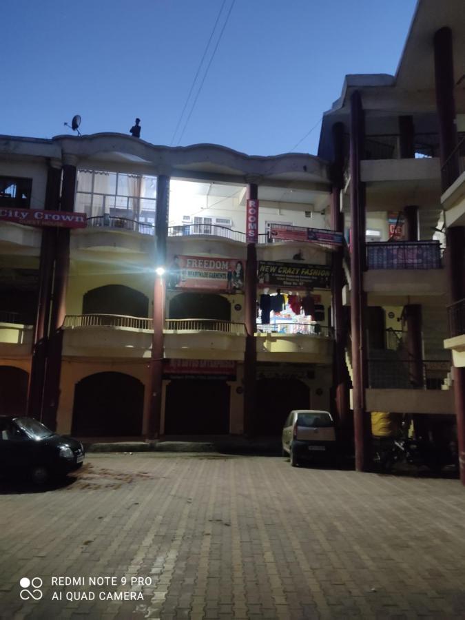 City Crown Guest House Sundarnagar Buitenkant foto